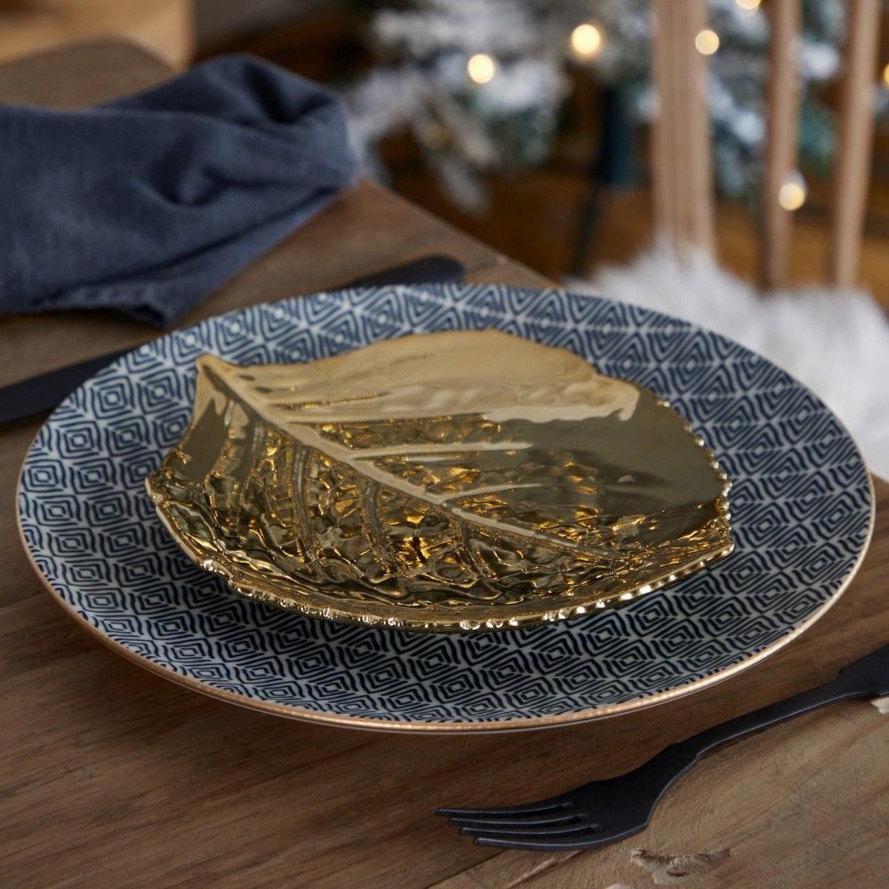 assiette en forme de feuille d'hortensia plaquée or 18 carats 22cm