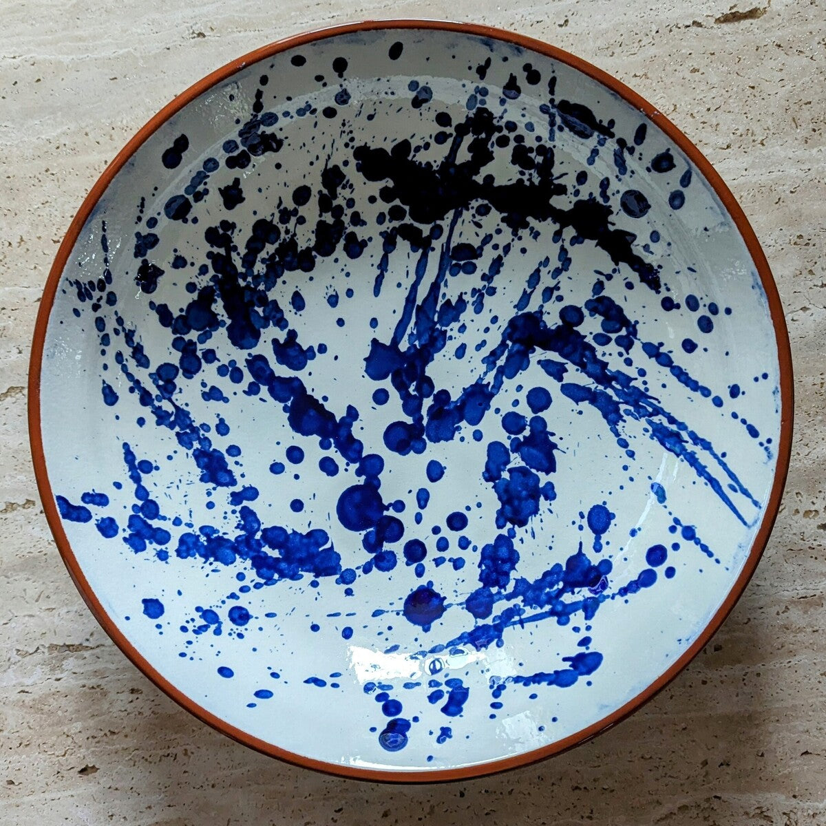 coupe en céramique D38cm effet tâches de peinture blanc et bleu - maison gabin décoration