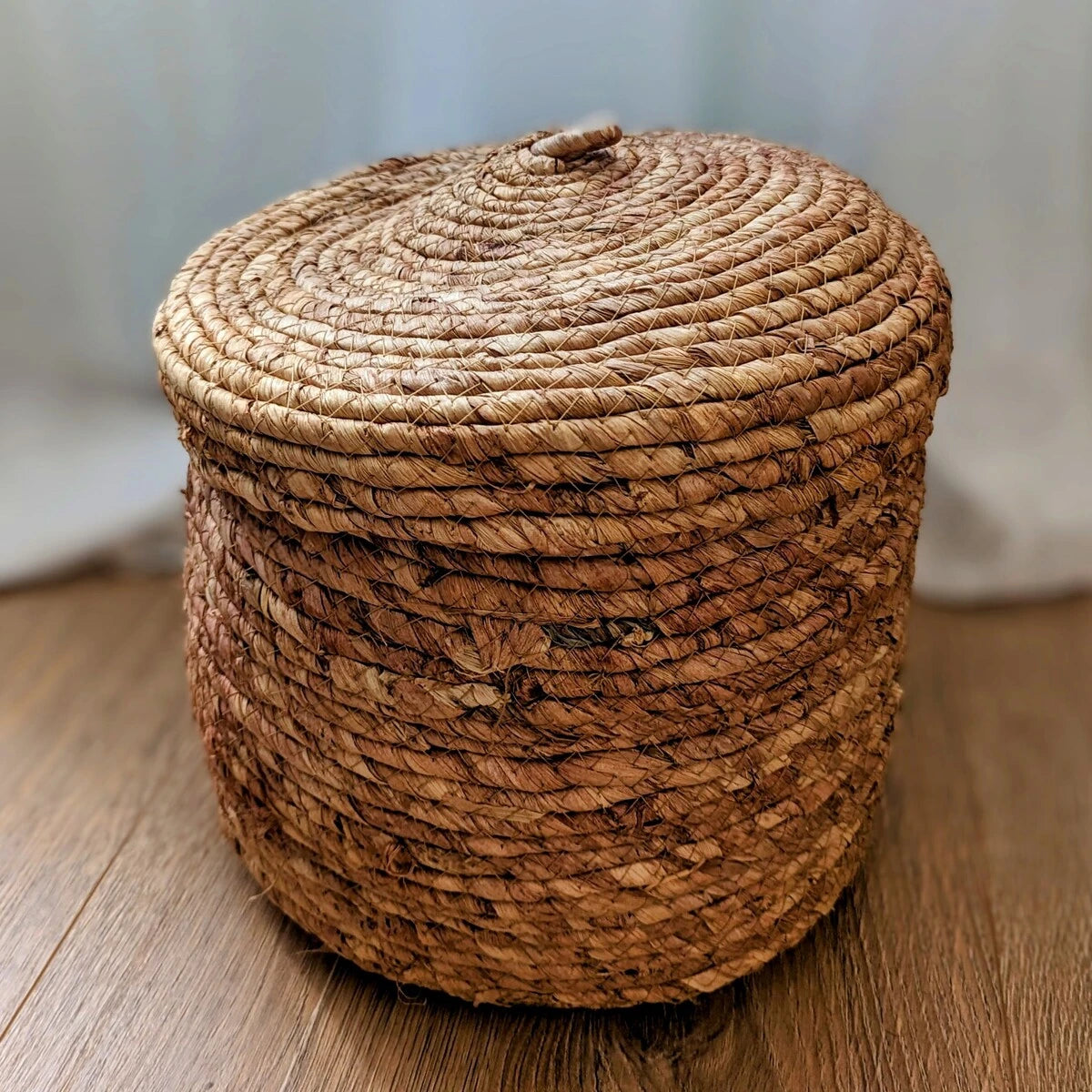 panier en fibres naturelles de maïs tressées avec couvercle - maison gabin décoration