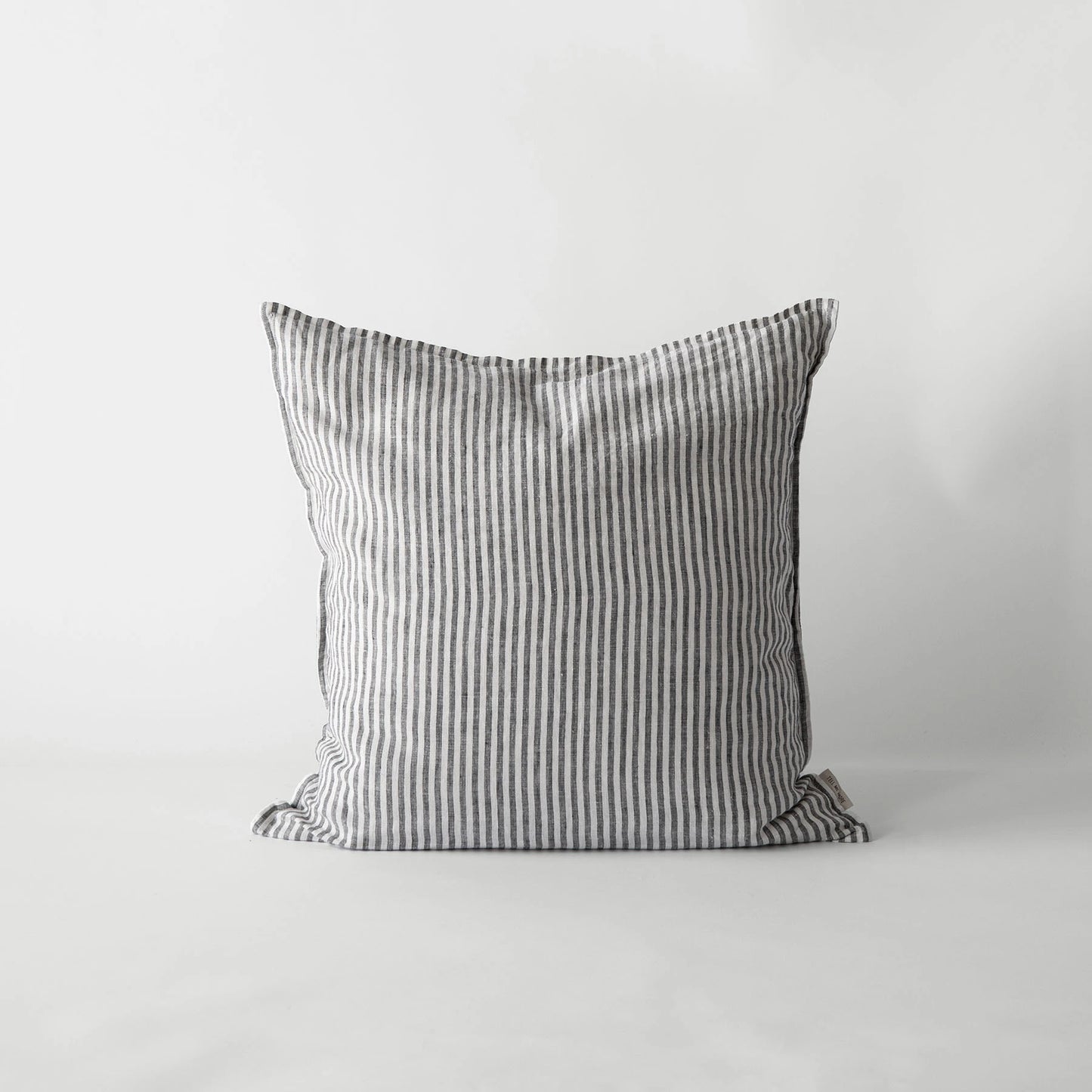taie d'oreiller/coussin 50x50cm grandes rayures noir et blanc 100% lin - maison gabin décoration
