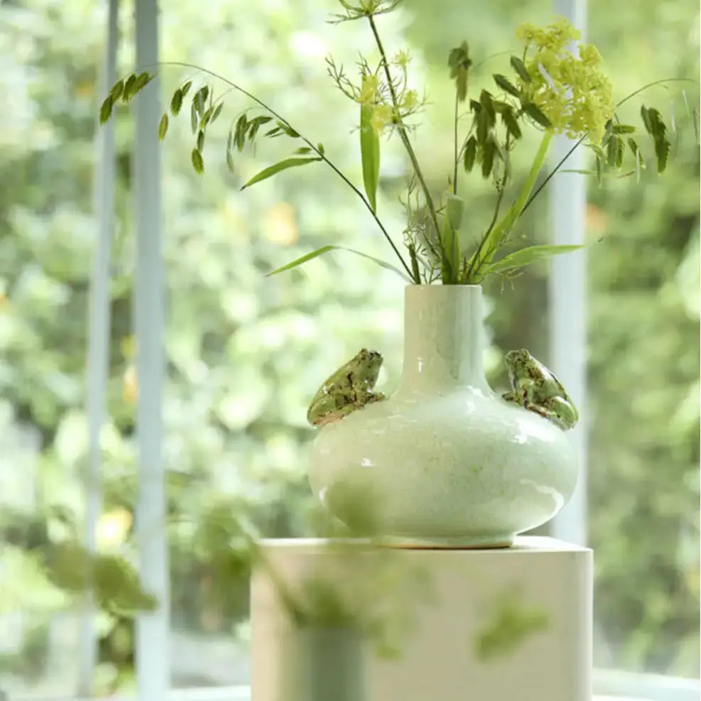 Vase décoratif en céramique haricots verts
Vase en céramique vert design original
Vase moderne haricots verts déco maison