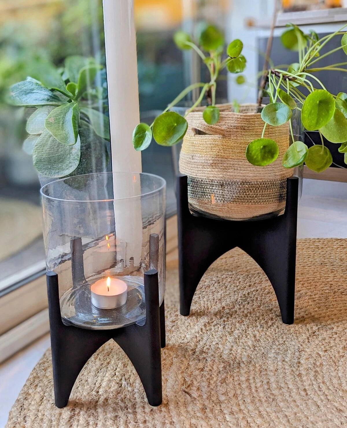 Vase en verre sur pied en bois de manguier JACE Ø22