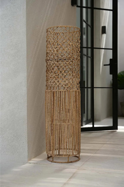 Suspension Takuhanki XL naturelle

Luminaire artisanal en fibres

lampe décoration Toulon
