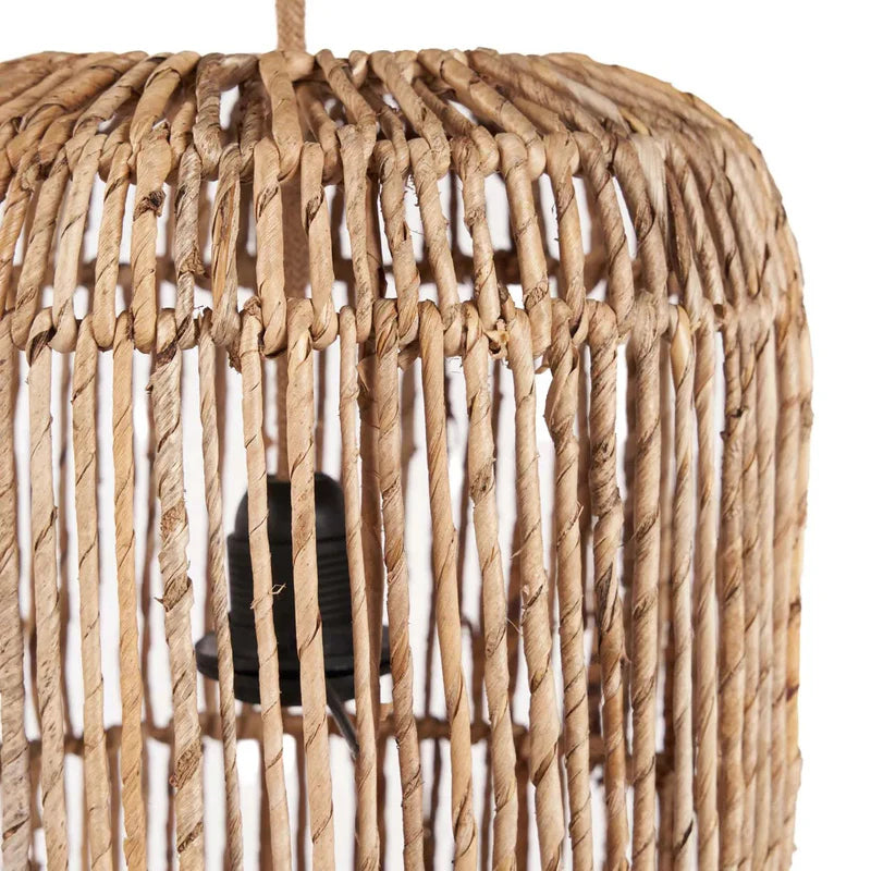 Suspension ChemChem naturelle M

Suspension artisanale en fibres naturelles

Luminaire déco bohème chic naturel

Suspension rotin artisanale taille M

Suspension plafond design naturel