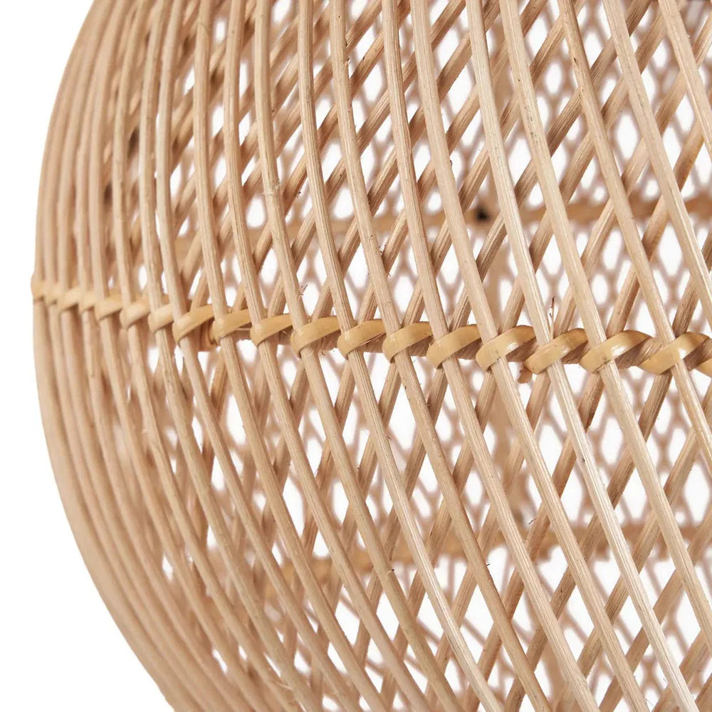 Luminaire suspendu fibres naturelles

Décoration intérieure contemporaine