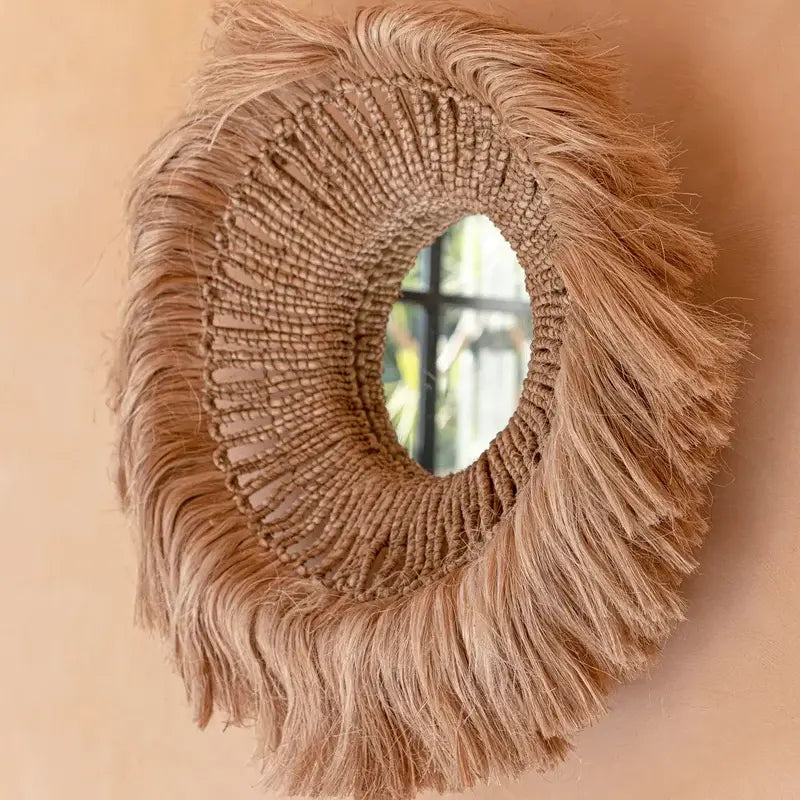 Miroir Abaca Solomon en fibres naturelles

Miroir artisanal décoratif naturel

Cadre décoratif en abaca naturel

Magasin déco Toulon