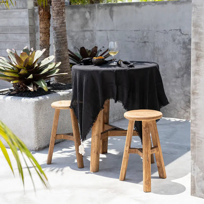 Nappe carrée en lin noir 150x150

Nappe élégante pour table

Textile décoration Toulon
