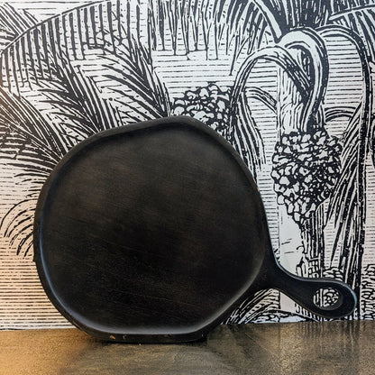 planche à découper ronde en bois exotique - maison gabin décoration