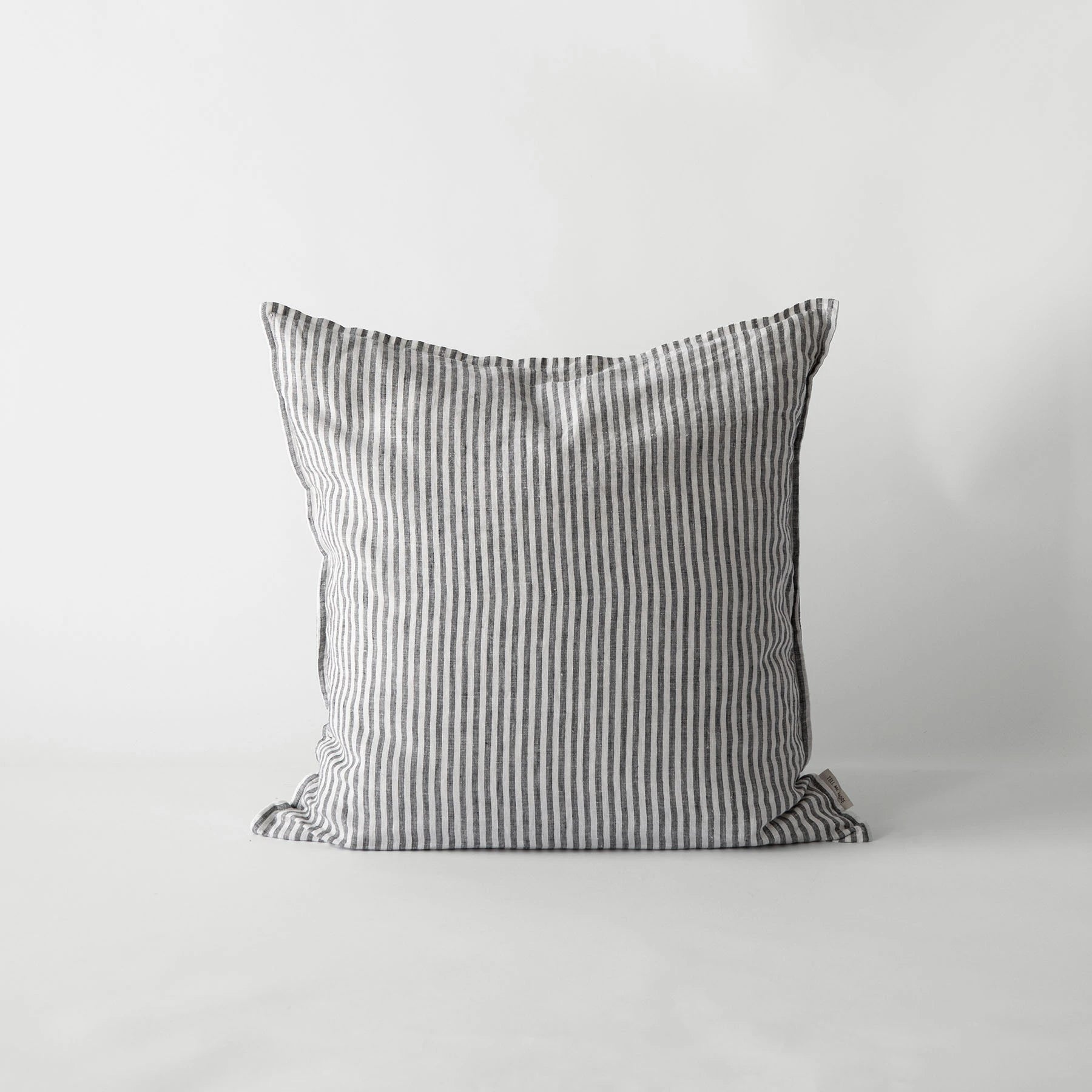 taie d'oreiller/coussin 50x50cm grandes rayures noir et blanc 100% lin - maison gabin décoration